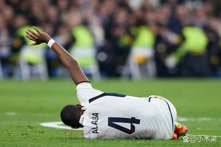 马卡:阿拉巴将加入皇马合练 球员自己决定何时复出